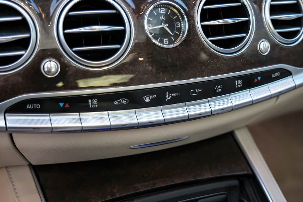Used 2019 Mercedes-Benz S 560 4MATIC Sedan image 28