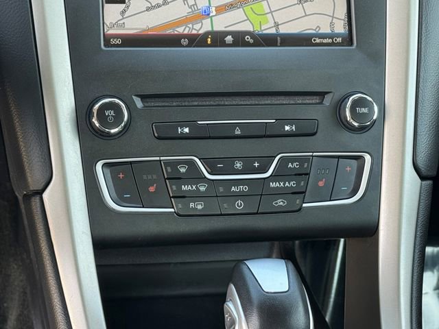 Used 2016 Ford Fusion SE w/ Equipment Group 202A FWD image 20