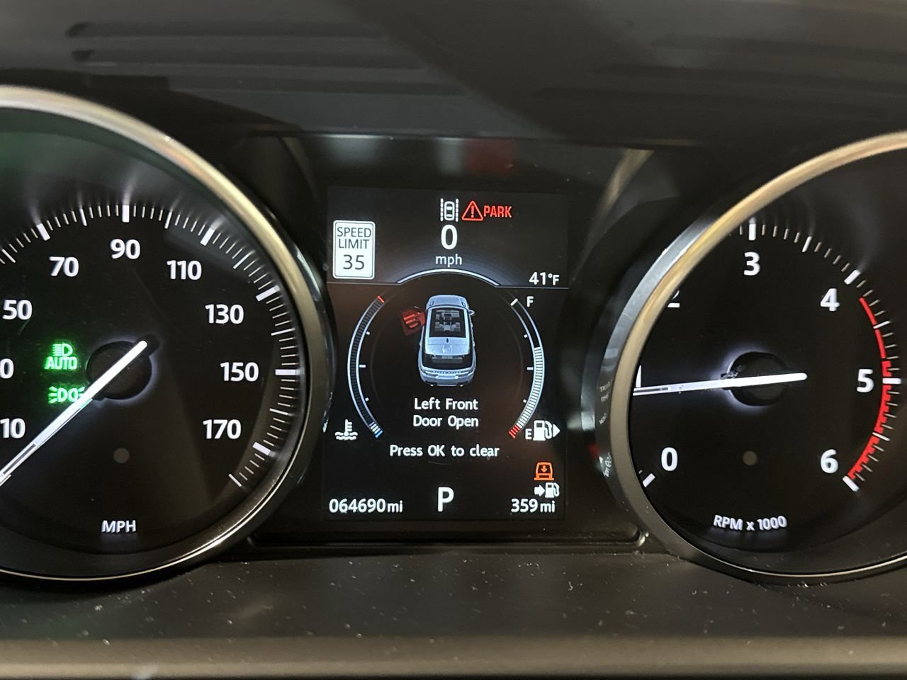 Used 2017 Land Rover Range Rover Sport HSE image 22