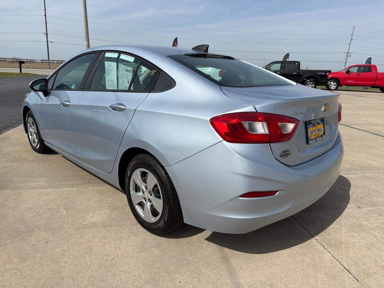 Used 2017 Chevrolet Cruze LS FWD image 7