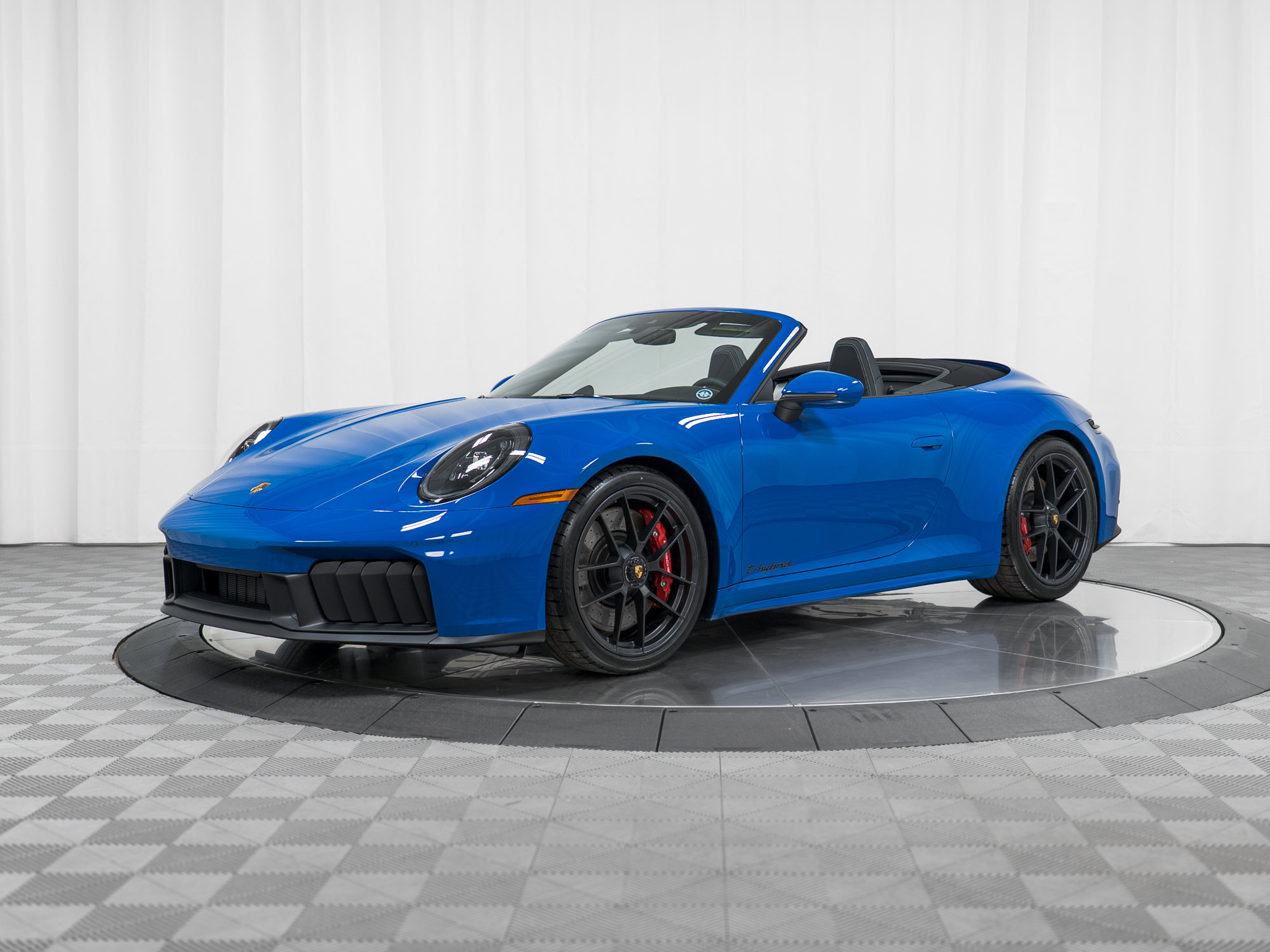 New 2026 Porsche 911 Carrera 4 GTS