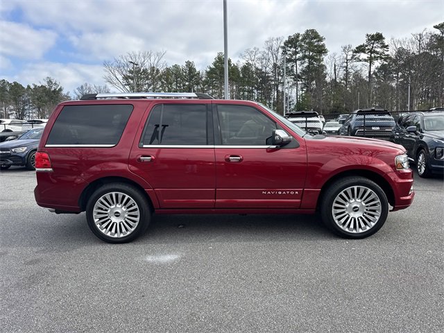 Used 2016 Lincoln Navigator Select image 8