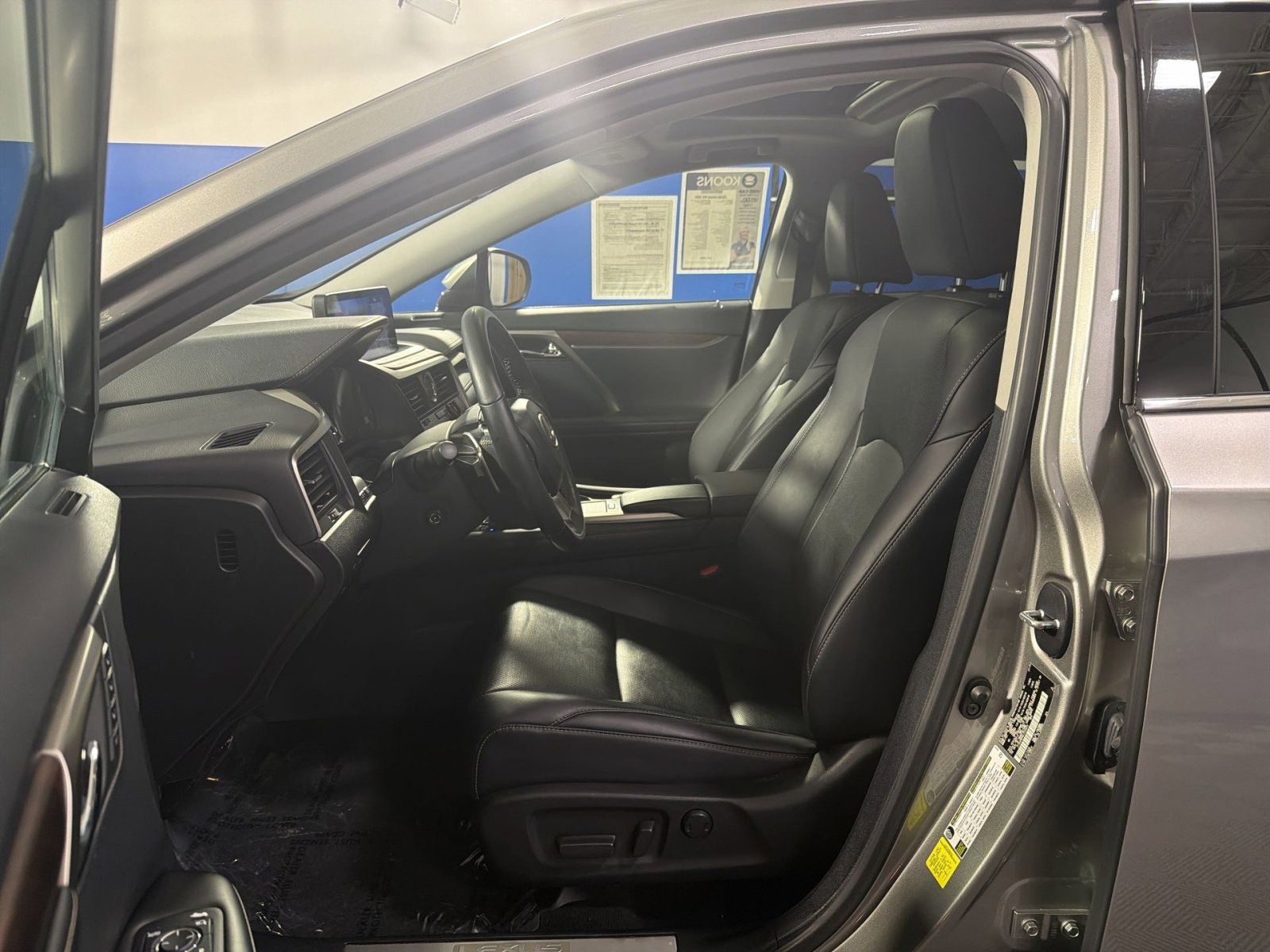 Used 2020 Lexus RX 350 AWD w/ Premium Package image 25