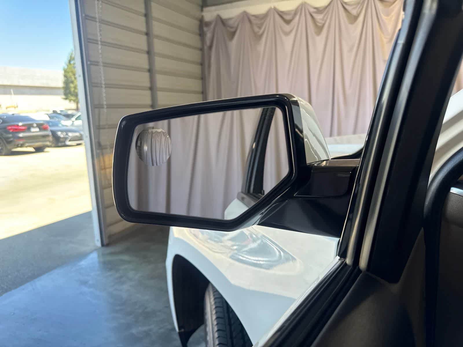 Used 2017 Chevrolet Tahoe LT RWD image 18