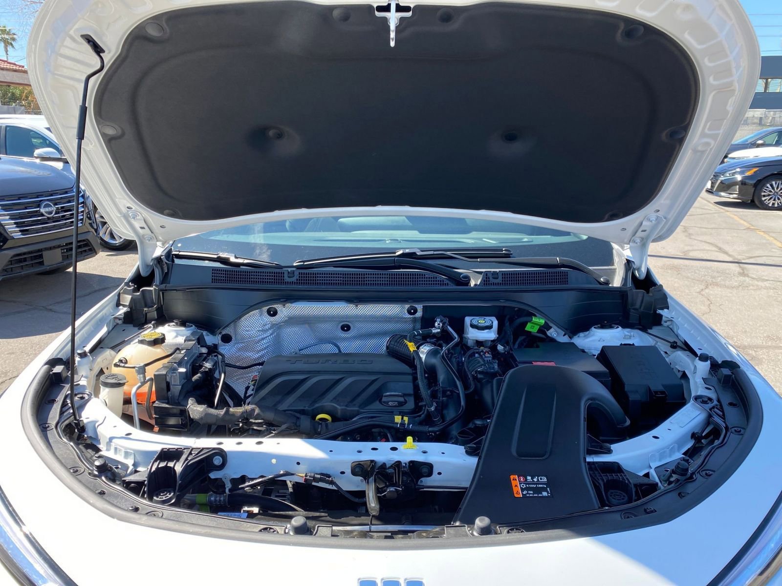 Used 2025 Buick Envista Sport Touring image 31