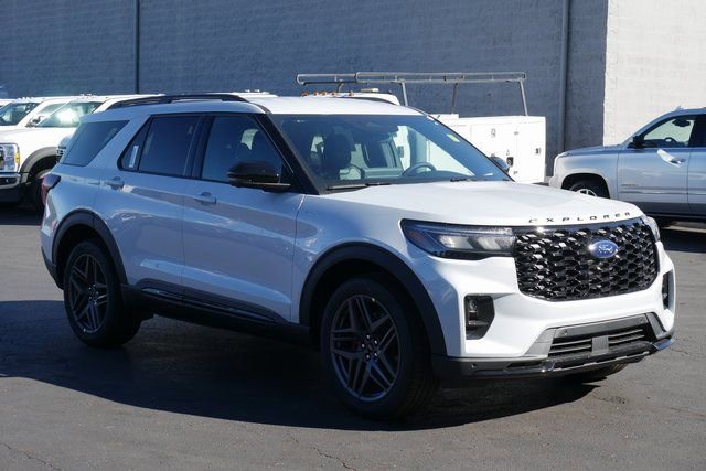New 2026 Ford Explorer ST-Line w/ ST-Line Street Pack image 6