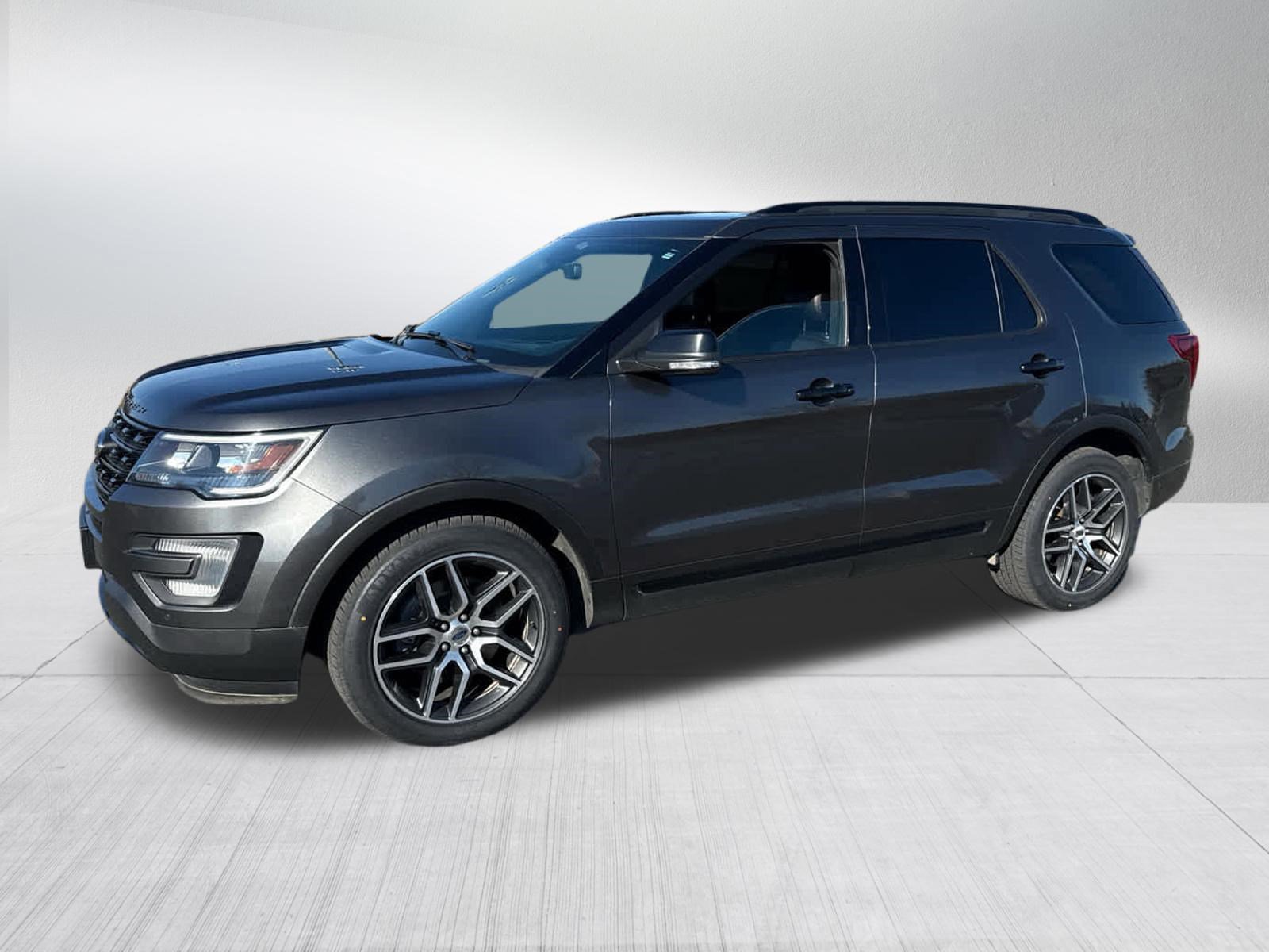 Used 2017 Ford Explorer Sport w/ Equipment Group 401A image 5