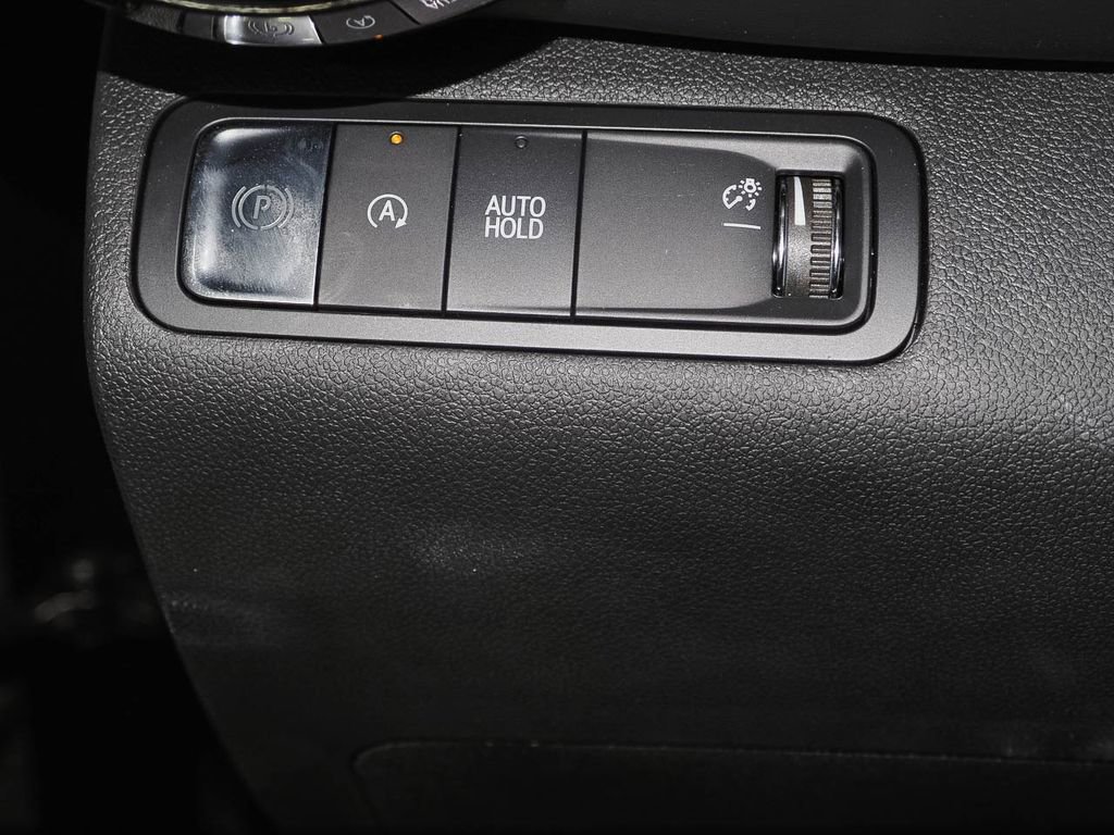 Used 2025 Chevrolet Equinox LT image 25