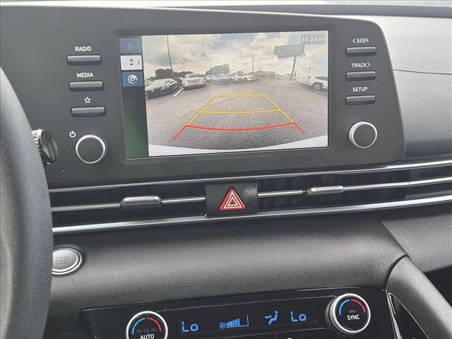 Certified 2025 Hyundai Elantra Hybrid FWD image 12