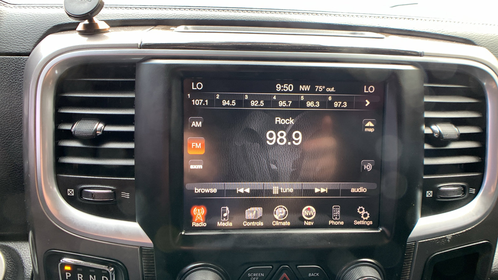 Used 2014 RAM 1500 Limited AWD/4WD image 19