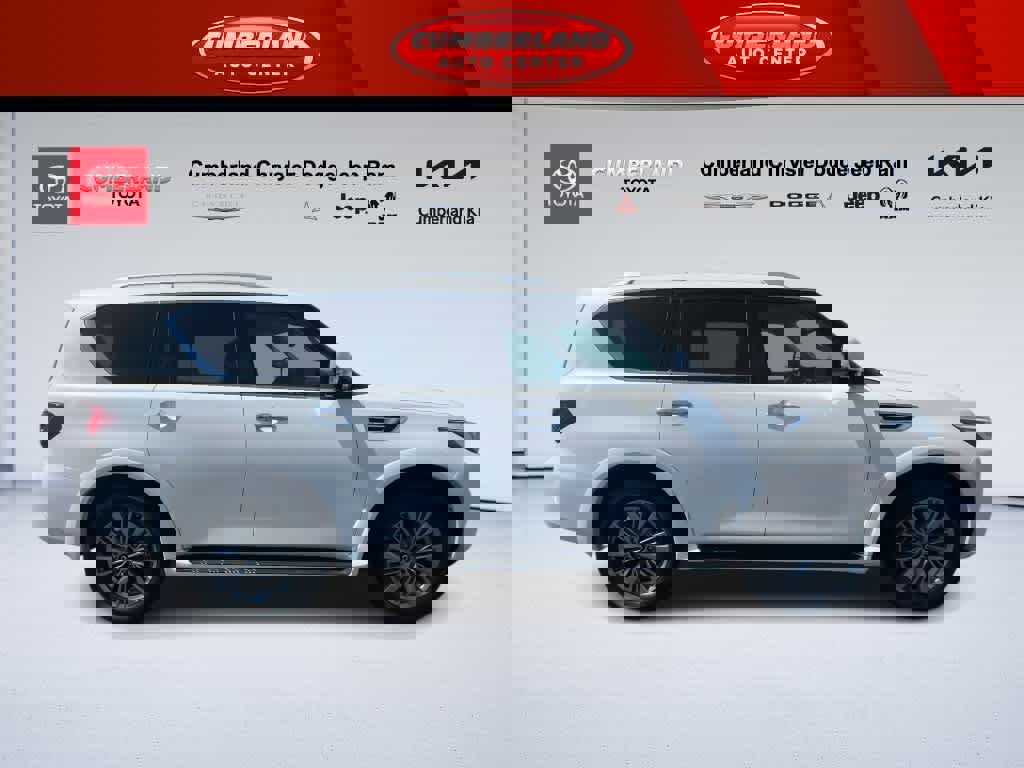 Used 2024 INFINITI QX80 Luxe image 9