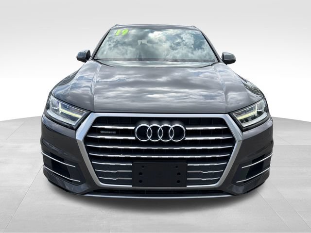 Used 2019 Audi Q7 2.0T Premium w/ Convenience Package AWD/4WD image 2