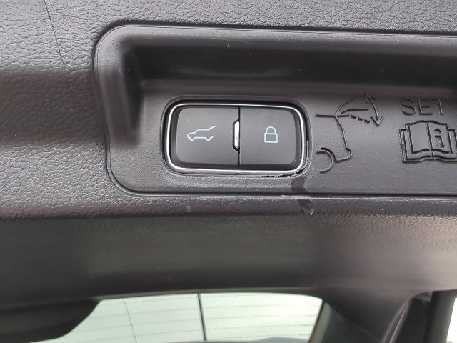 Used 2026 Ford Explorer ST-Line w/ ST-Line Street Pack AWD/4WD image 38