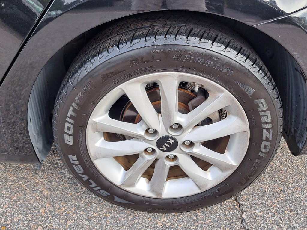Used 2017 Kia Forte LX w/ LX Popular Package FWD image 29