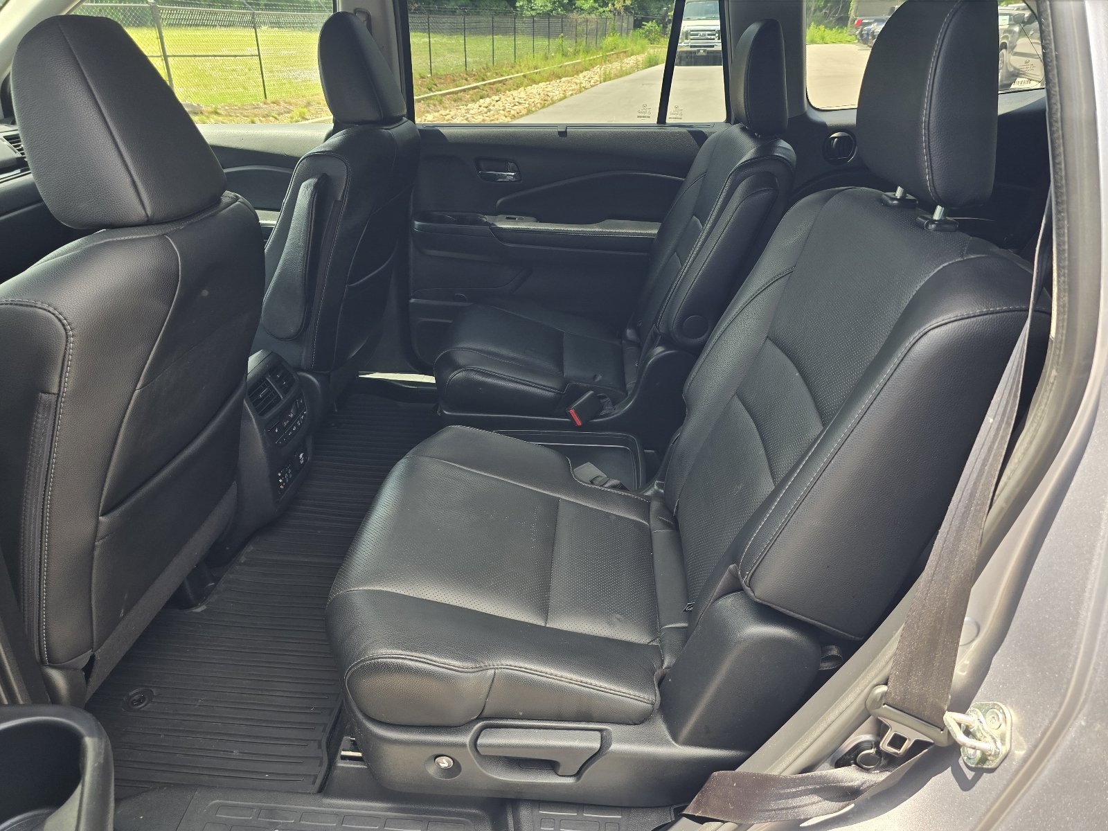 Used 2018 Honda Pilot Elite image 13