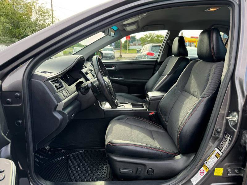 Used 2017 Toyota Camry SE FWD image 10