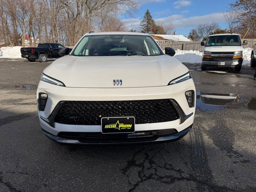 Used 2025 Buick Envision Sport Touring image 7