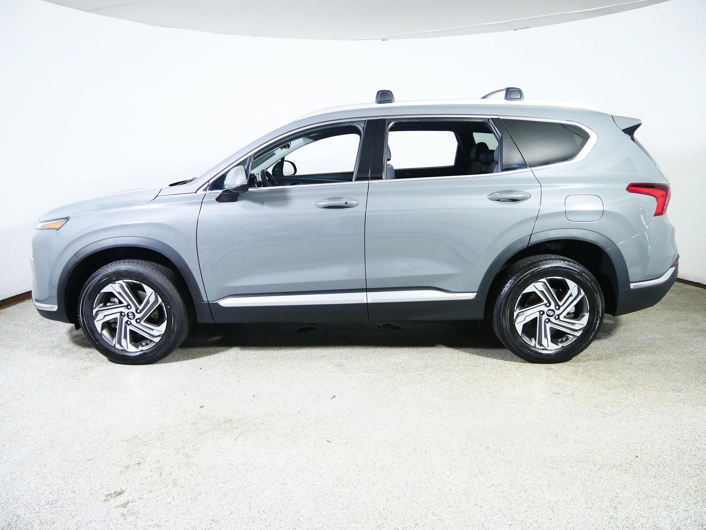 Used 2022 Hyundai Santa Fe SEL AWD/4WD image 4