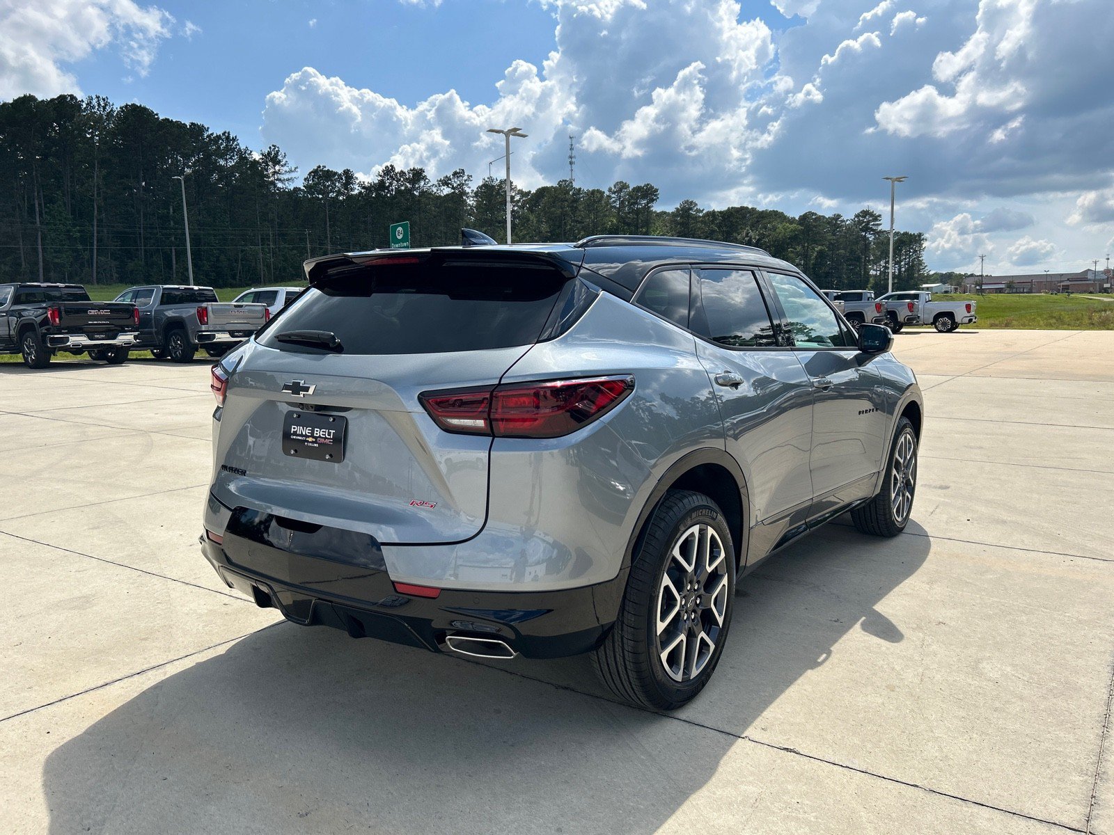 New 2026 Chevrolet Blazer RS w/ Driver Confidence II Package FWD image 3