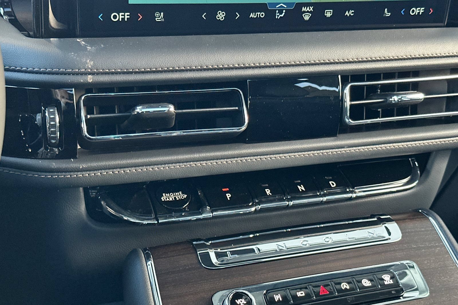 New 2026 Lincoln Aviator Reserve AWD/4WD image 21