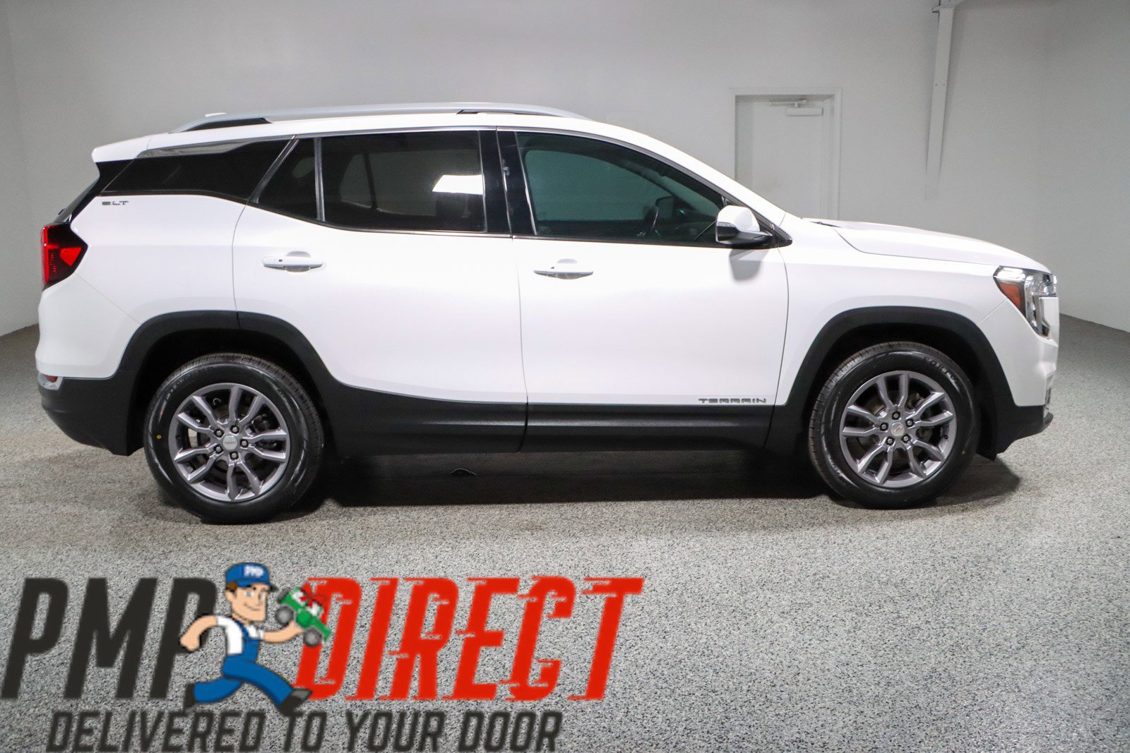 Used 2023 GMC Terrain SLT AWD/4WD image 6