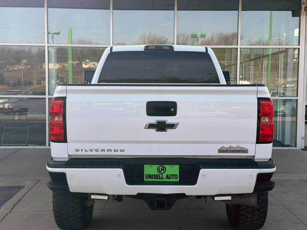 Used 2016 Chevrolet Silverado 2500 High Country w/ Duramax Plus Package image 5