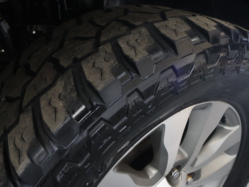 Used 2015 Toyota Tundra Limited w/ Limited Premium Package image 29