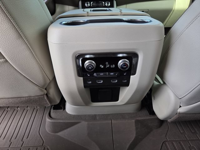 Used 2023 GMC Yukon Denali AWD/4WD image 23
