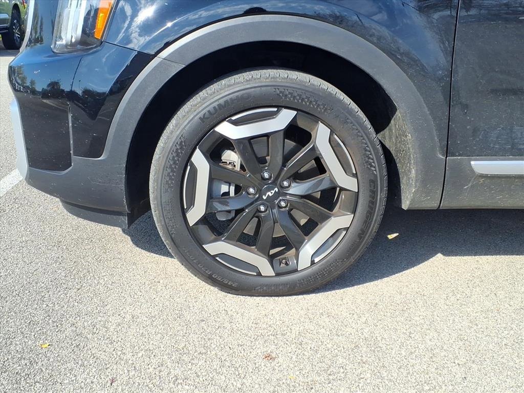 Used 2025 Kia Telluride S image 46