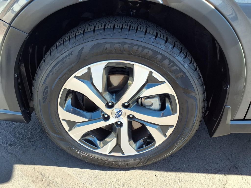 Used 2020 Subaru Outback Limited w/ Popular Package #2 image 16