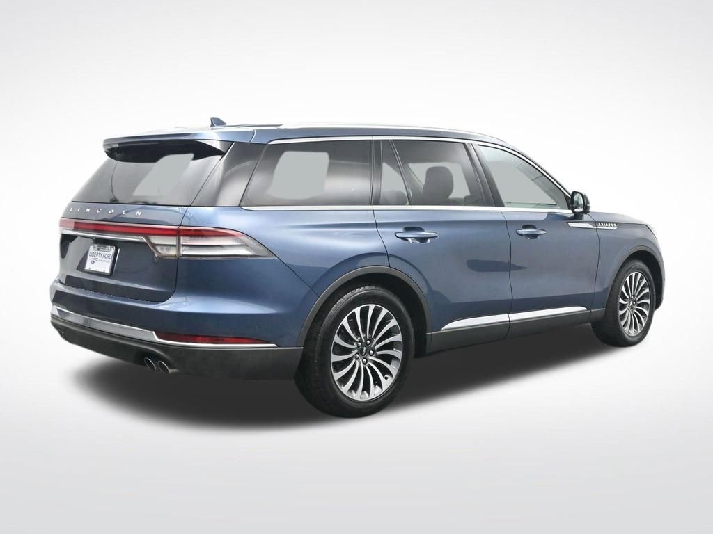 Used 2020 Lincoln Aviator Reserve w/ Equipment Group 201A image 6