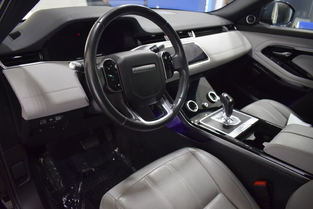 Used 2020 Land Rover Range Rover Evoque SE image 8
