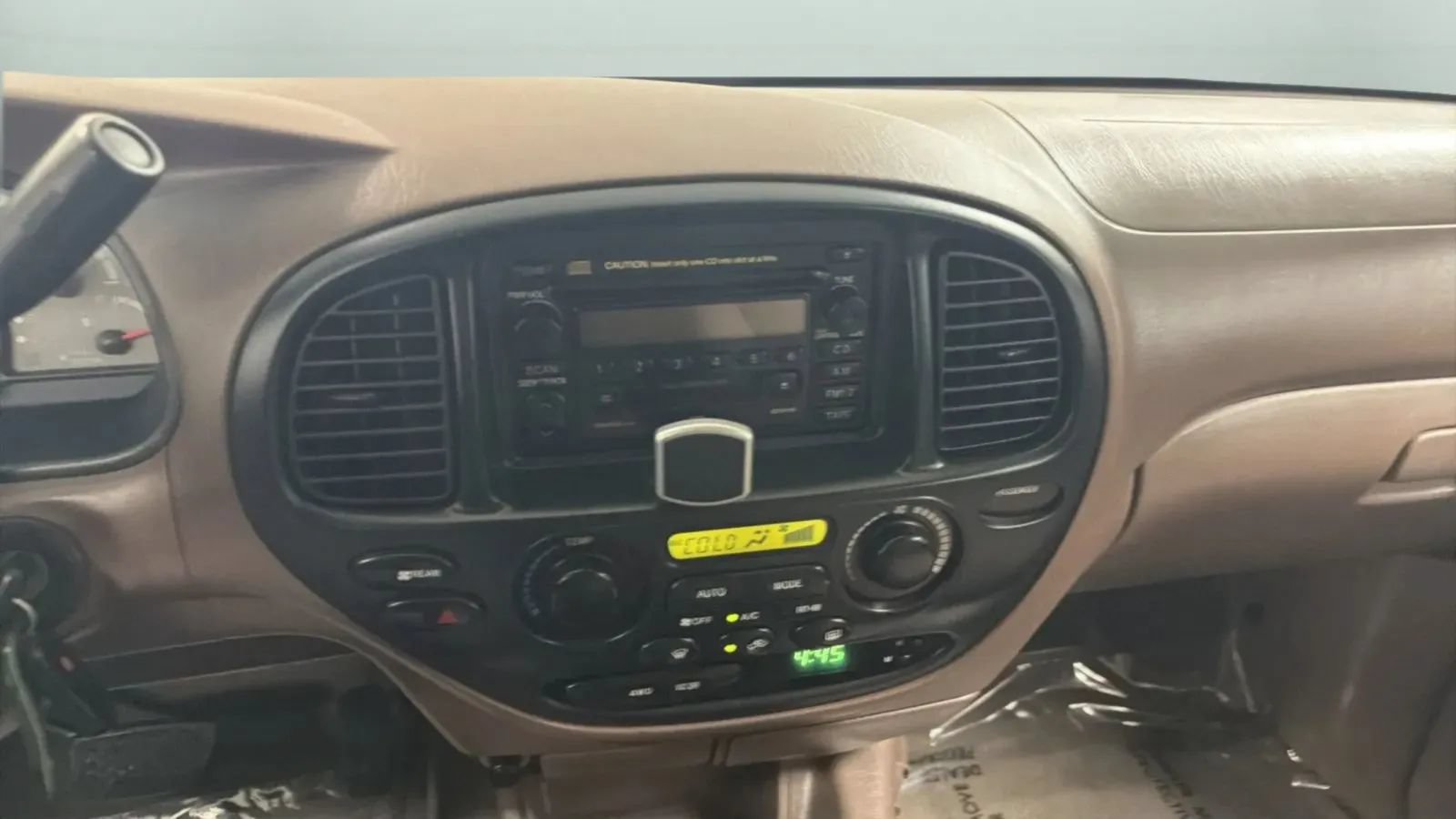 Used 2002 Toyota Sequoia SR5 AWD/4WD image 13