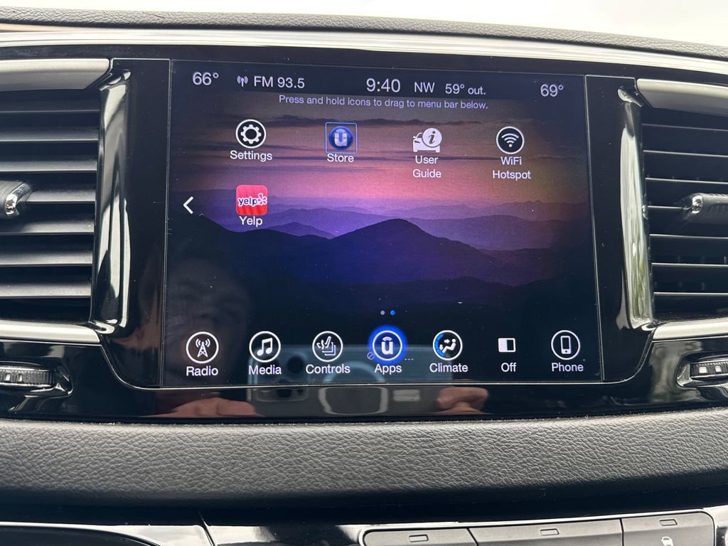 Used 2017 Chrysler Pacifica Touring-L w/ 13 Speaker Alpine Sound Group FWD image 23