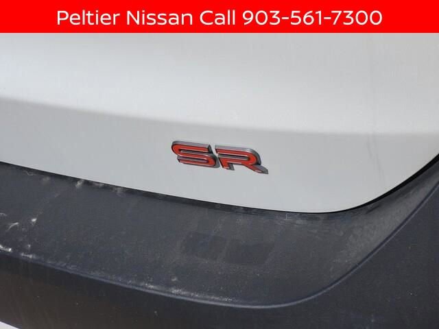 New 2025 Nissan Kicks SR w/ Illumination Package FWD image 6