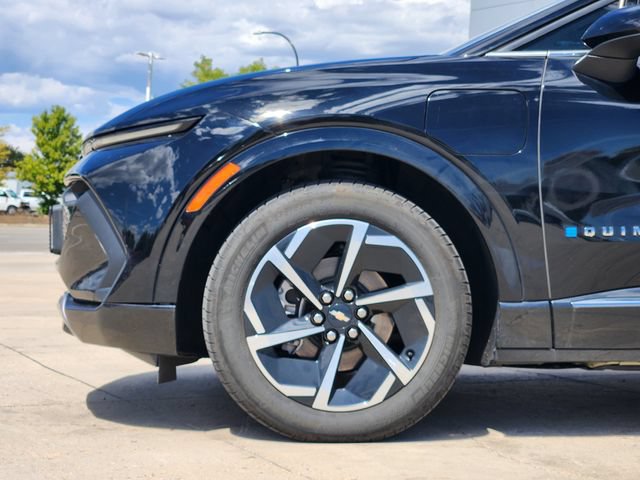 Used 2024 Chevrolet Equinox EV LT FWD image 12