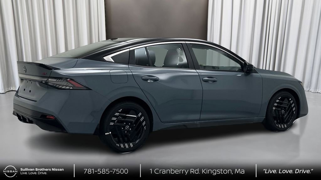 New 2026 Nissan Sentra SR w/ Floor Mat Package image 5