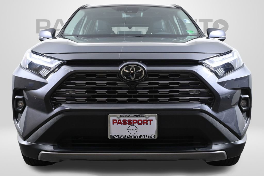 Used 2022 Toyota RAV4 Limited image 2