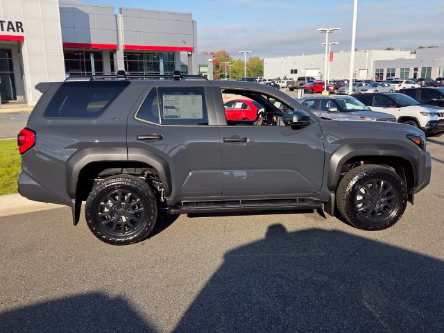 New 2026 Toyota 4Runner SR5 AWD/4WD image 14