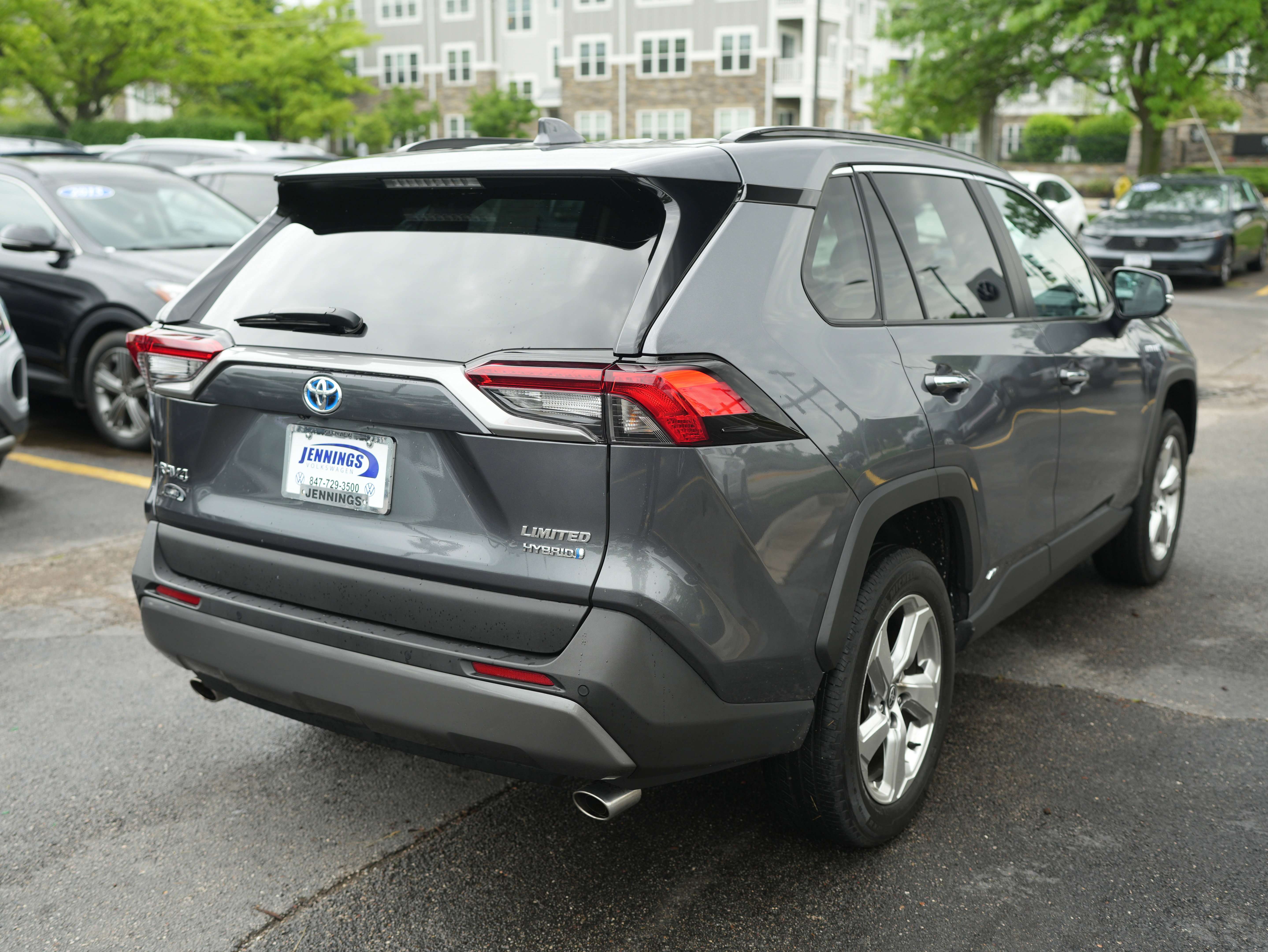Used 2021 Toyota RAV4 Limited AWD/4WD image 9