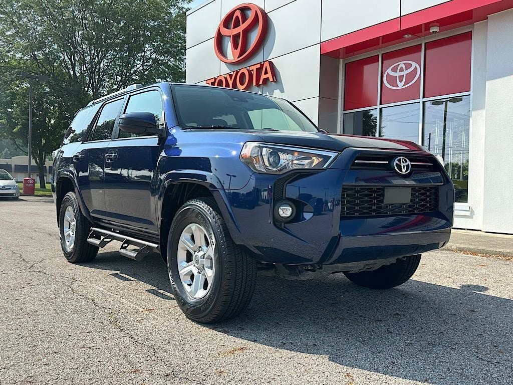 Certified 2024 Toyota 4Runner SR5 AWD/4WD image 7