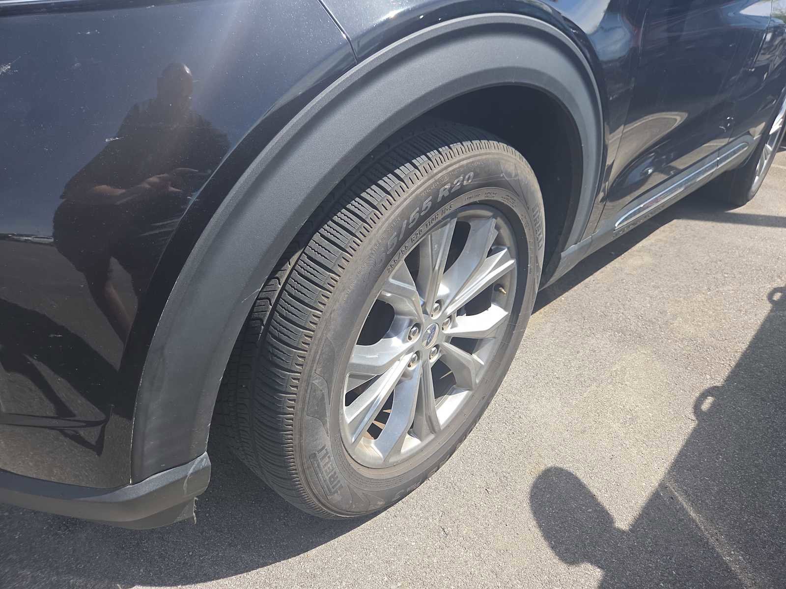 Used 2020 Ford Explorer Limited image 7