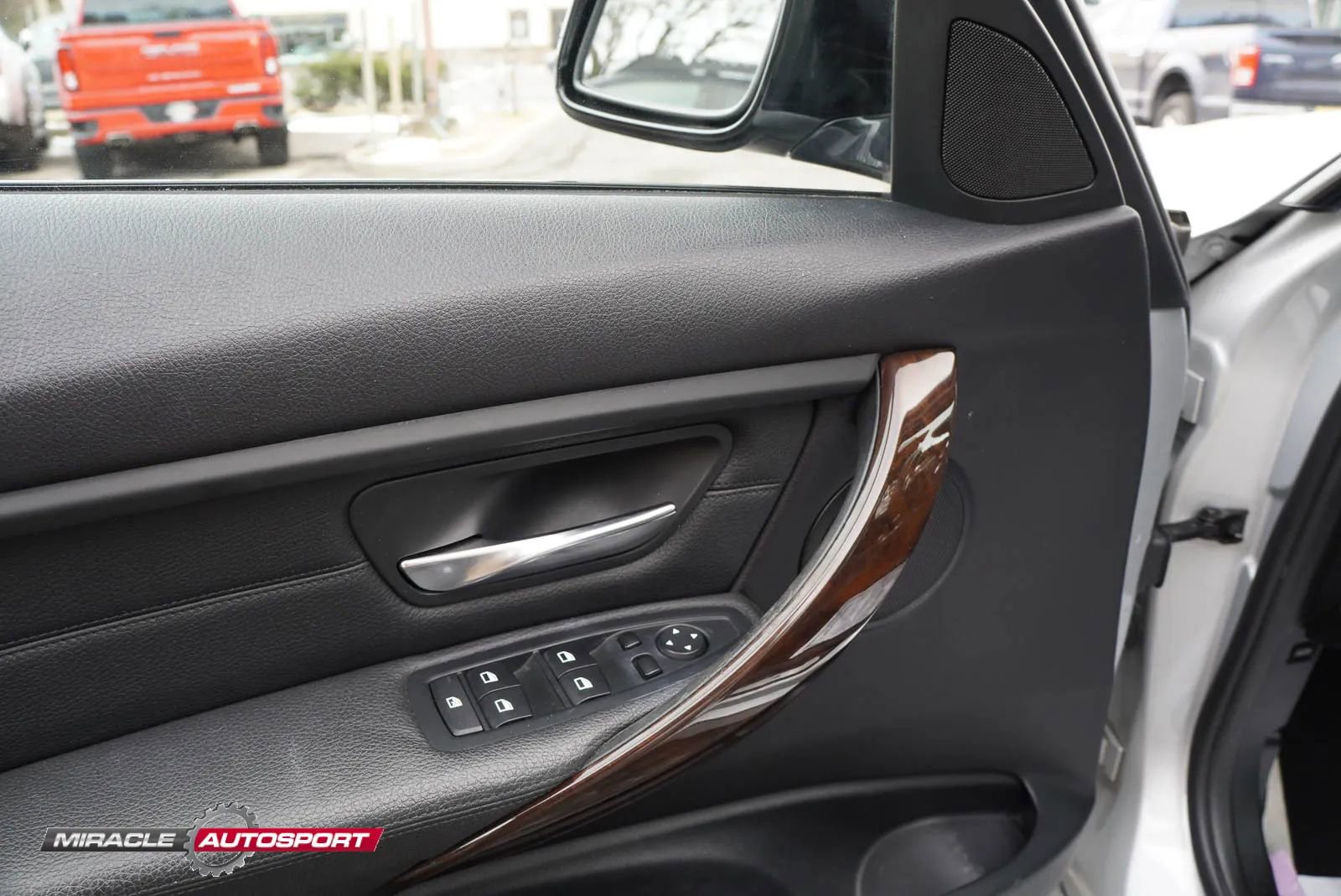 Used 2015 BMW 328i xDrive 328i xDrive Sport Wagon 4D image 16