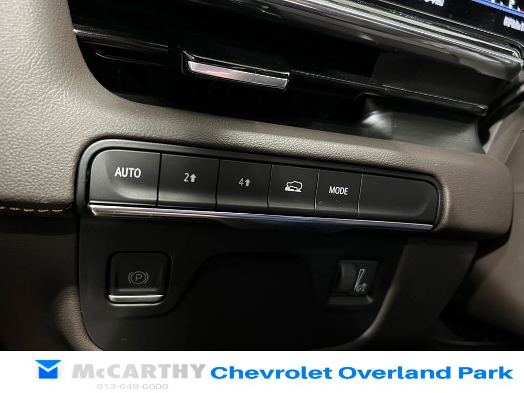 Used 2022 Cadillac Escalade Premium Luxury image 18