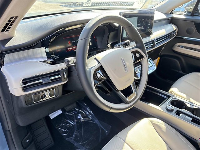 New 2026 Lincoln Corsair Premiere image 24