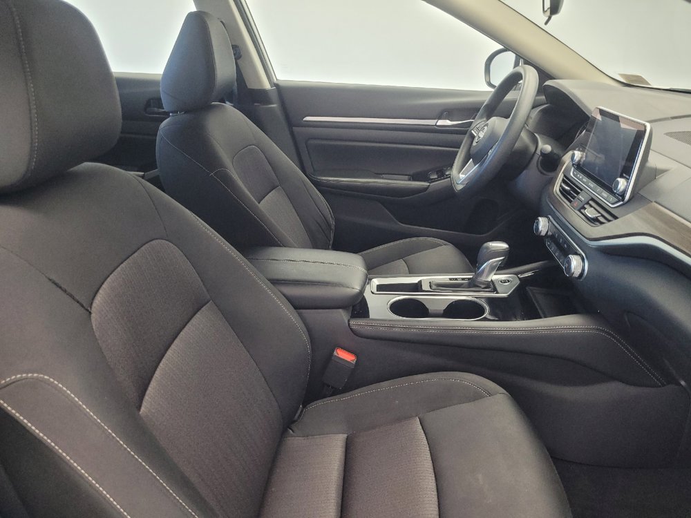 Used 2023 Nissan Altima 2.5 SV image 21