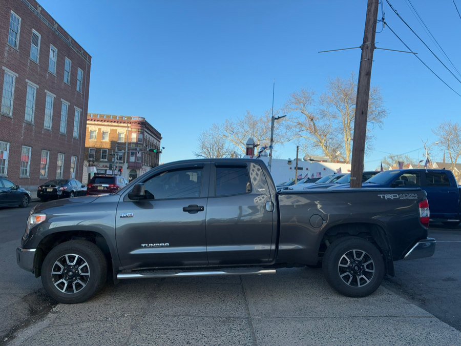 Used 2014 Toyota Tundra SR5 w/ TRD Off Road Package AWD/4WD image 4