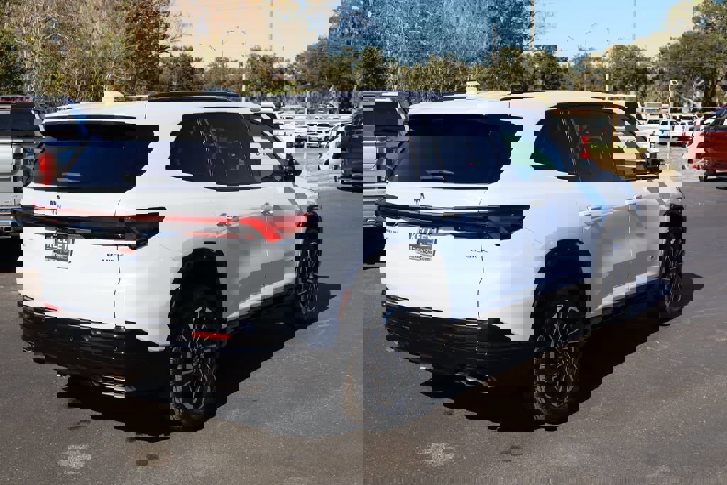 New 2026 Buick Enclave Sport Touring w/ Power Package image 4