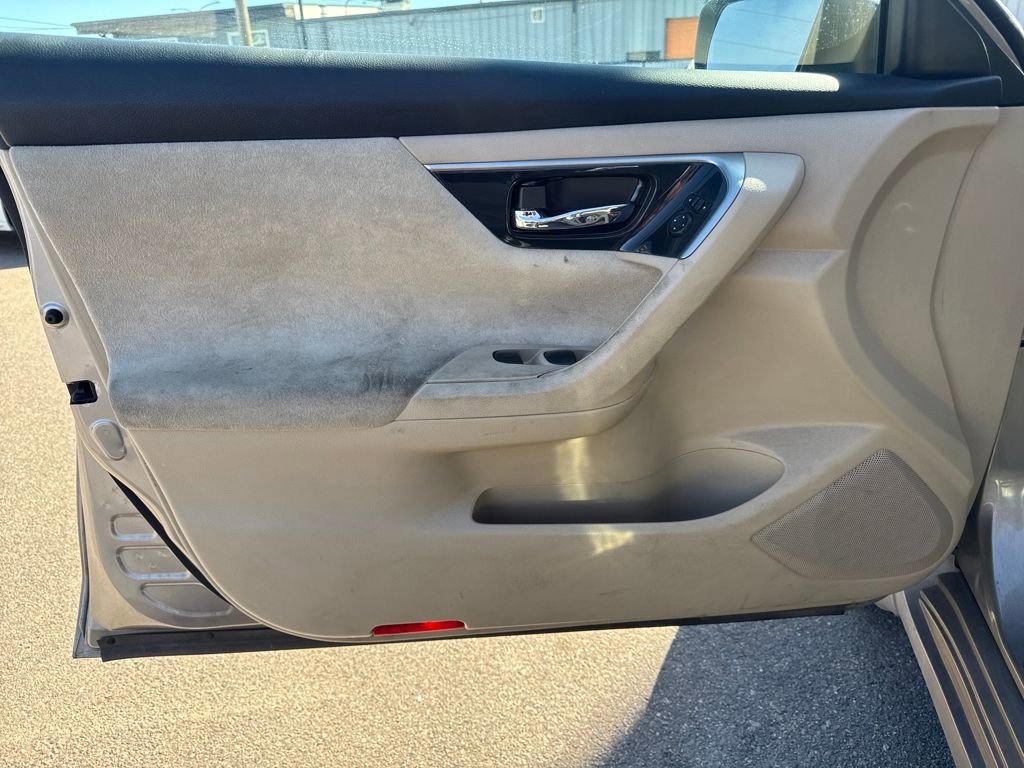 Used 2013 Nissan Altima 2.5 S image 10