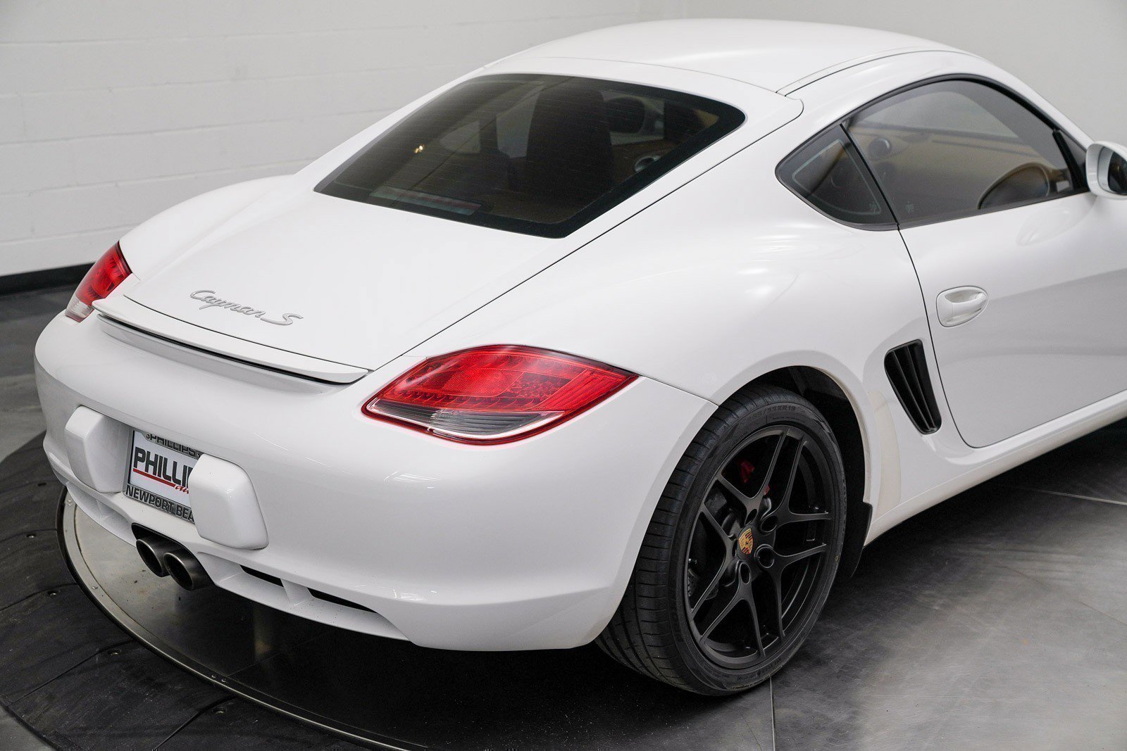 Used 2010 Porsche Cayman S image 5